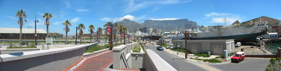 Kapstadt - Waterfront Richtung Tafelberg